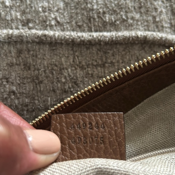 New/used large hobo Gucci Bag excellent condition - Picture 7 of 7